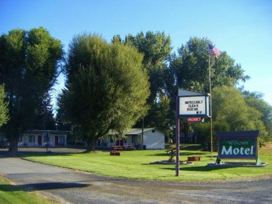 The Willows Motel Wilbur Zewnętrze zdjęcie